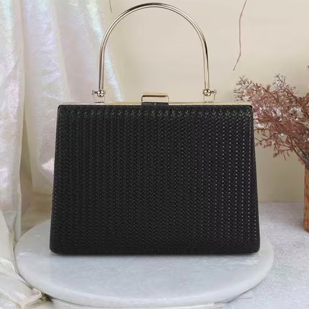 Modern shoulder bag